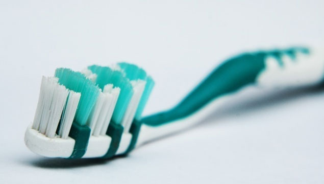 Diş fırçasını sakın böyle kullanmayın