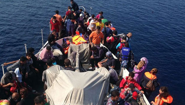 Mülteci botu battı: 4 çocuk öldü!