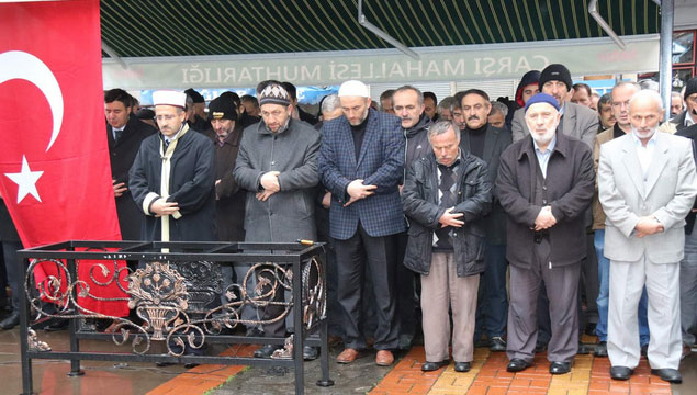 Şehit Bilgin'e Trabzon'da gıyabi cenaze namazı