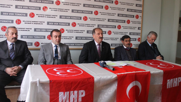 Bayburt MHP 'Tüzük Kurultayı' için imza verdi