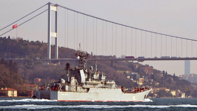 Rus gemisi bu kez 'uçaksavar' ile geçti