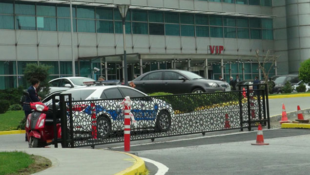 Atatürk Havalimanı'nda VIP'e güvenlik bariyeri