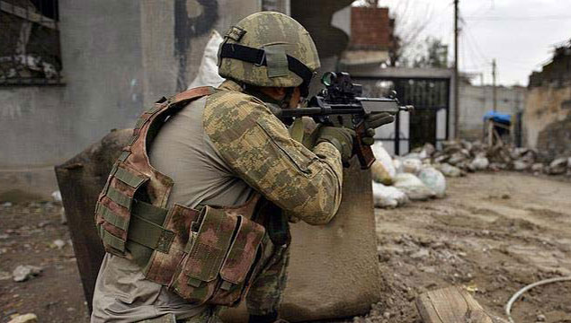 19 PKK'lı öldürüldü çatışmalar sürüyor